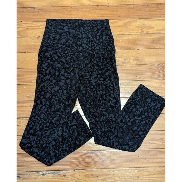 LULULEMON ALLIGN CROPPED LEGGINGS INCOGNITO MULTI GREY WOMEN'S SZ 2 W6AVIS - Picture 1 of 8